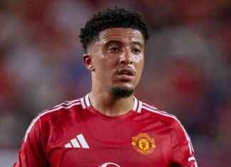 Man United Cleared to Pursue Jadon Sancho Transfer Alternative news-10082024-214301