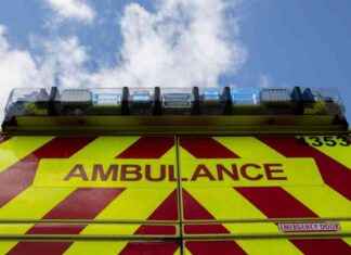 Tragic Death of Boy Pulled from Canal in Wolverhampton: What Happened? news-12082024-113427