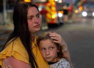 Mother Escapes Dagenham Tower Block Blaze Due to ‘Padlocked’ Fire Gate news-27082024-123050