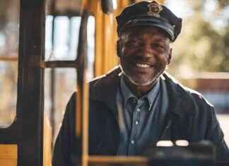 Struggling Florida District Faces Bus Driver Shortage: Underpaid and Benefit-Less Situation news-28082024-124339