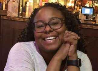 Boss Receives Praise for Supporting Employee Involved in Viral Incident news-05092024-132607