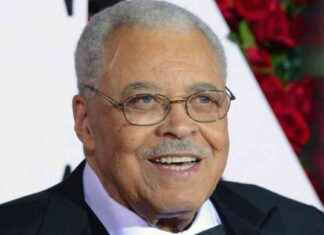 Remembering the Legacy of James Earl Jones: Voice of Darth Vader Passes Away at 93 news-10092024-020125