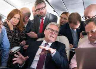 Keir Starmer: Russia Initiated Ukraine War, Can End Conflict Instantly news-13092024-013853