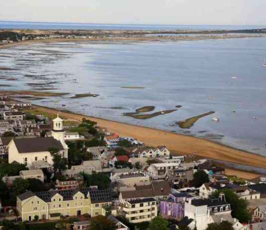 Dream Home Purchase in High-Risk Oceanfront Area: Potential Swallowing Risk news-13092024-054641