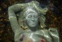 Artist Explains Controversial Sculpture: Not Meant to Offend news-22092024-215401