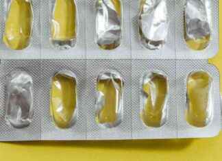 Avoid Legal Troubles: Risks of Giving Painkillers to Builders news-24092024-083606