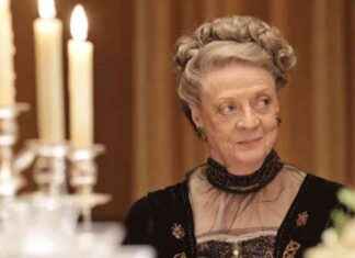 Dame Maggie Smith Opens Up About Unhappiness Acting in Harry Potter news-28092024-025423