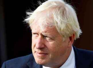 Boris Johnson Contemplated Raiding Dutch Warehouse for COVID-19 Vaccines news-28092024-120729
