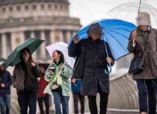 Met Office Issues Wind Warning Following Week of Heavy Rain and Floods in UK news-28092024-161838