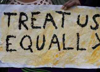 NHS Black Women Staff Overlooked for COVID Bonus news-30092024-104818