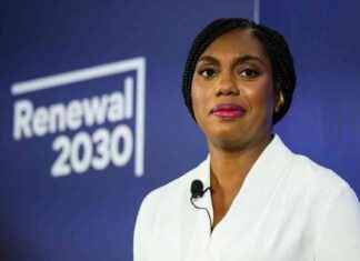 Tory MP Badenoch Criticized for Calling Maternity Pay ‘Excessive’ news-30092024-104846