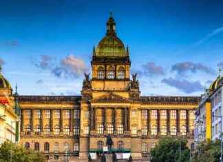 Prague Bans Bar Crawls to Attract More Cultured Tourists news-20102024-044847