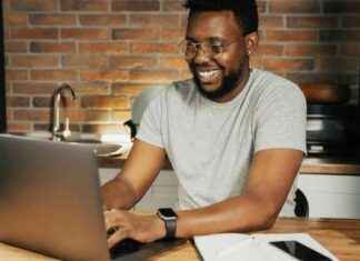 American Workers Opting for Life Balance Over Corporate Advancement: 42% Decline Promotions news-04112024-161143