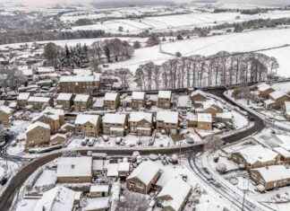 UK Weather: Latest Snow and Ice Alerts for Travel Disruption news-20112024-010013