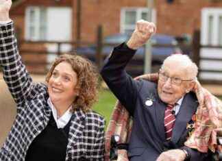 Ingram-Moores Family Benefits from Captain Tom Foundation Link news-21112024-064714