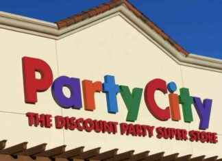 Party City Workers Left Without Severance or Benefits as Company Shuts Down party-city-workers-left-without-severance-or-benefits-as-company-shuts-down