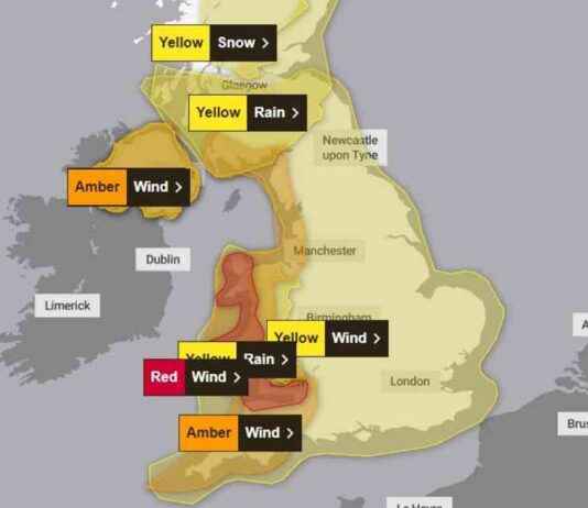 Storm Darragh: Red Weather Warning for 90mph Winds – Stay Safe! storm-darragh-red-weather-warning-for-90mph-winds-stay-safe