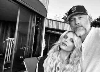 Jessica Simpson Divorce: Reasons Behind Her Split with Husband jessica-simpson-divorce-reasons-behind-her-split-with-husband