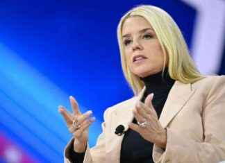 Pam Bondi: Marriage and Family Details of Trump’s Attorney General Pick pam-bondi-marriage-and-family-details-of-trumps-attorney-general-pick