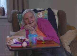 Healthcare Providers Issue Warning About Overwhelmed System healthcare-providers-ssue-warning-about-overwhelmed-system