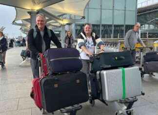 Heathrow Airport Partially Reopens After Unprecedented Fire Shutdown heathrow-airport-partially-reopens-after-unprecedented-fire-shutdown