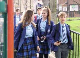 Affordable School Uniforms for 4.2m Kids in the UK affordable-school-uniforms-for-42m-kids-in-the-uk