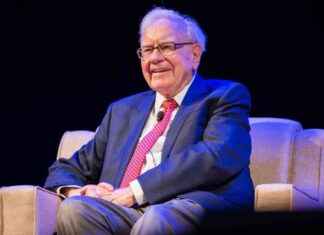 Berkshire Hathaway Sells Banking Stocks, Dumps Nu Holdings and Citigroup Shares berkshire-hathaway-sells-banking-stocks-dumps-nu-holdings-and-citigroup-shares