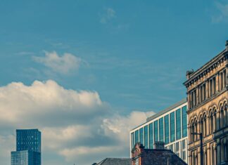 How Far Is Manchester UK From London? Discover the Distance Now!