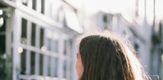 Kurt Geiger London Kensington Bag: Discover Its Timeless Elegance