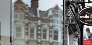 Ted Baker London Glasses: Discover Stylish Frames That Dazzle