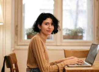 Remote Work: Guide to Juggling Multiple Jobs Successfully remote-work-guide-to-juggling-multiple-jobs-successfully