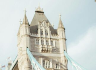 London Bridge Sex Position: Discover the Ultimate Pleasure Technique