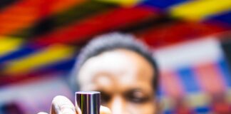 London Perfume: Discover Enchanting Scents That Captivate Hearts