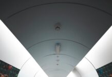 How Far Is Scotland From London? Discover Travel Secrets Today!